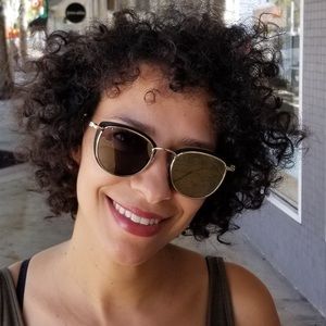 Meet your Posher, Mina